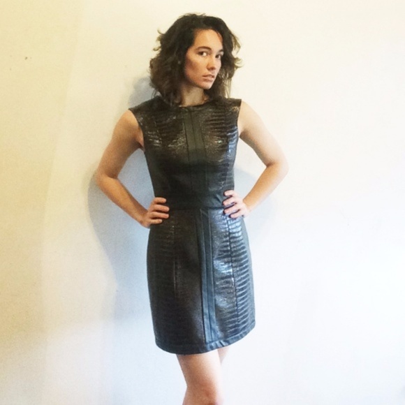 Dresses & Skirts - 👑HP👑  PRICE DROP Sleeveless Leather Dress 8/Med